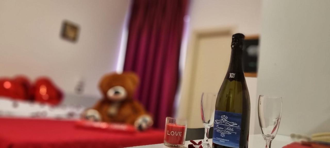 Hotel Morolli リミニ エクステリア 写真